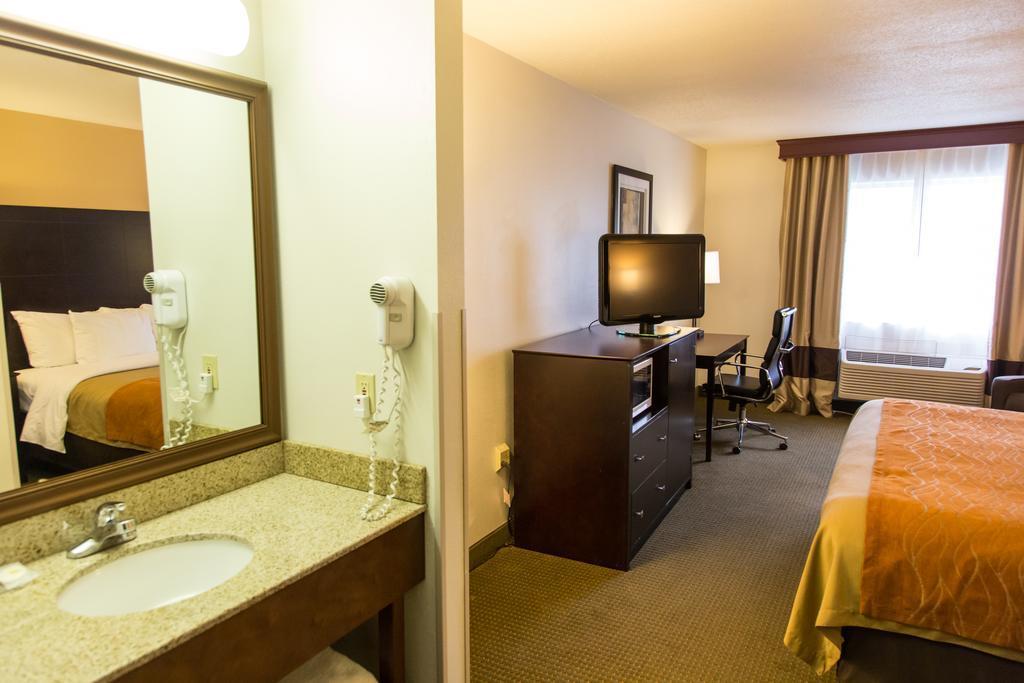 Comfort Inn & Suites Paw Paw Extérieur photo
